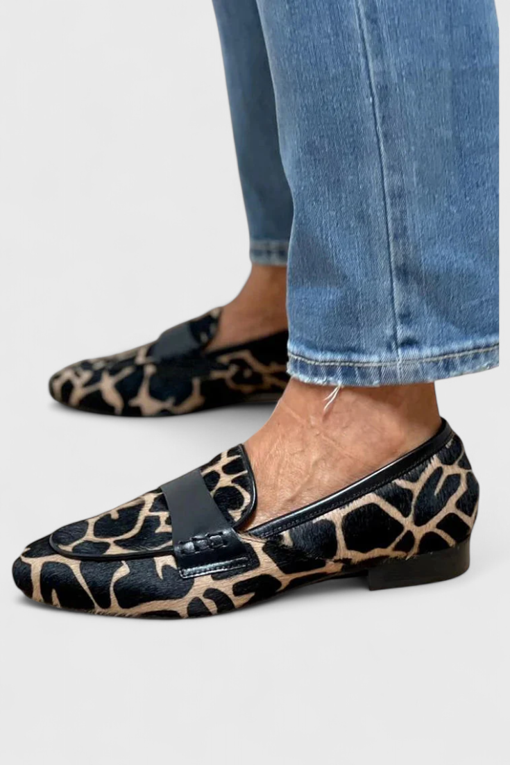 Annelore Loafers de Cuero con Tacón Bajo Diseño Exclusivo